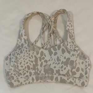 Lululemon Strappy Sports Bra, size 2, Animal Print